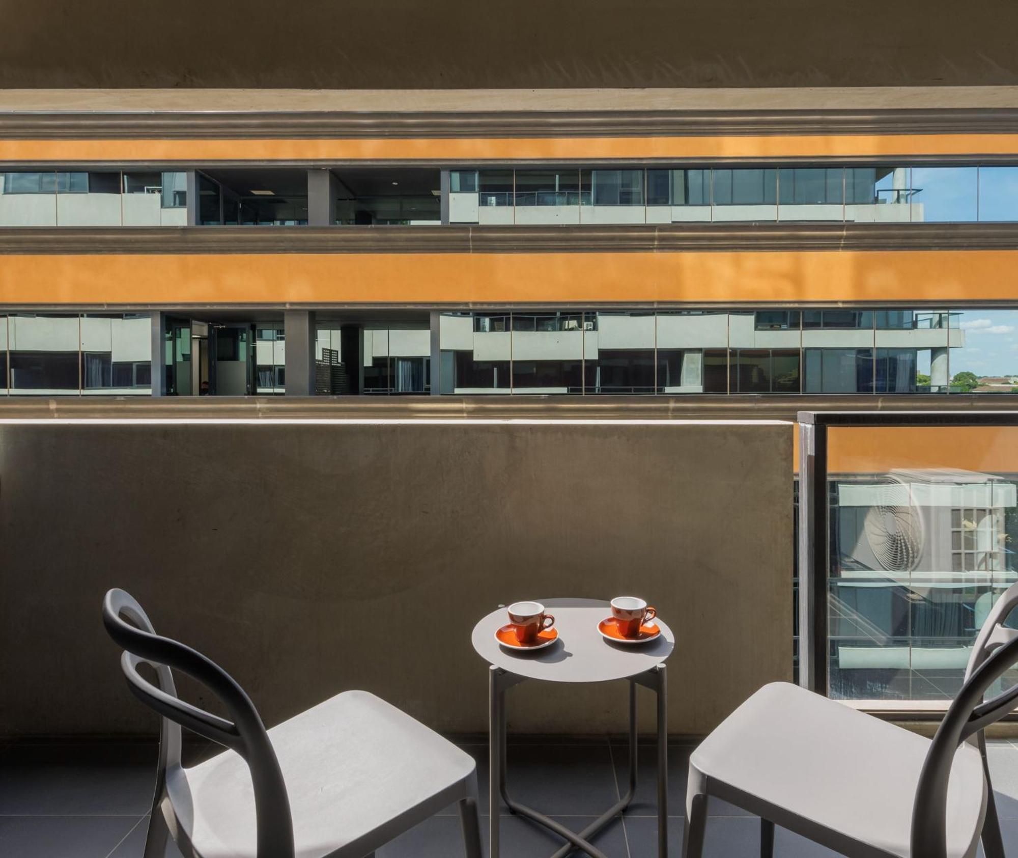 Oaks Melbourne St Kilda Road Hotel ภายนอก รูปภาพ
